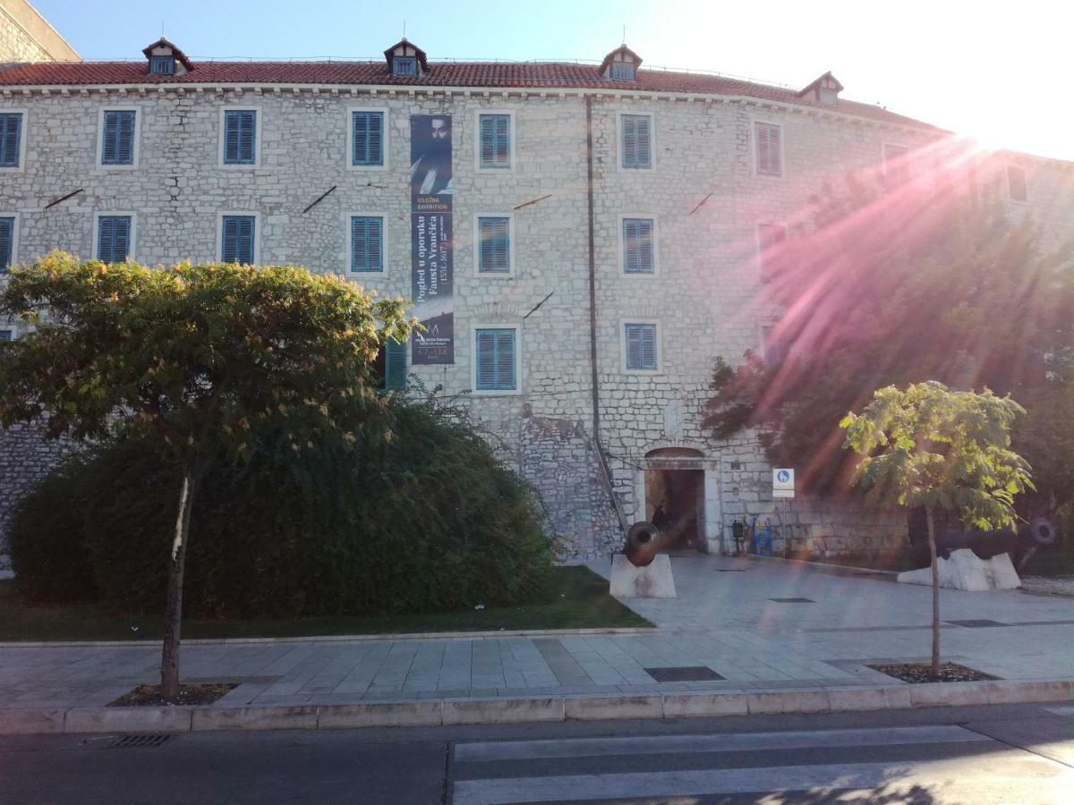 Antini Trudi Apartment Šibenik Екстериор снимка